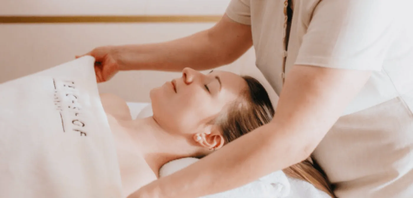 Institute SK - im Hotel Reichshof