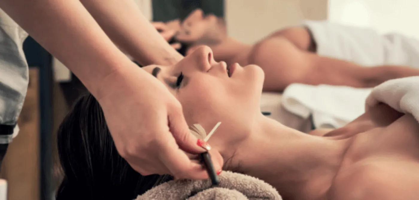 Institute SK - im Hyperion Hotel