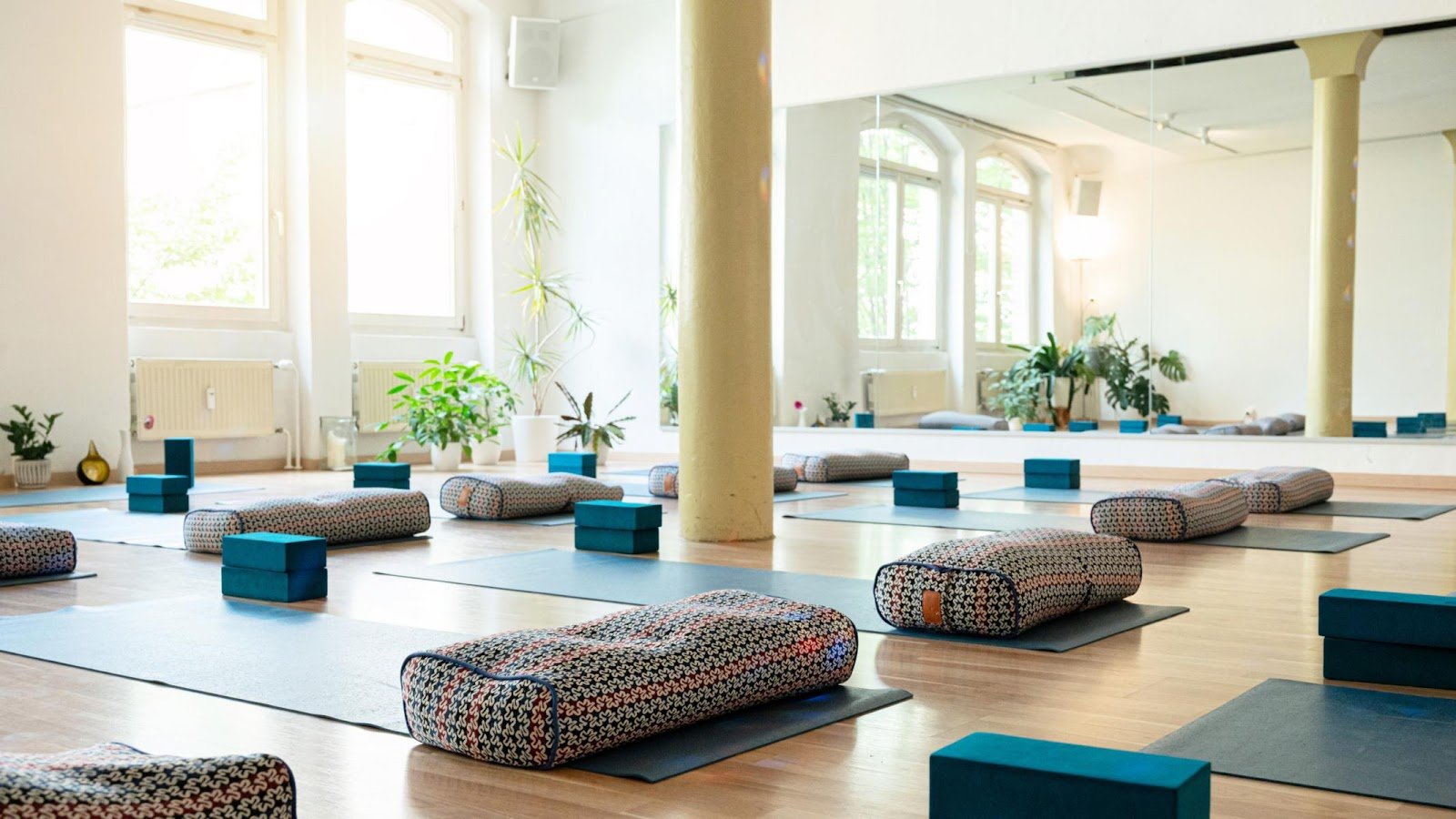 Yoga Mio Halle