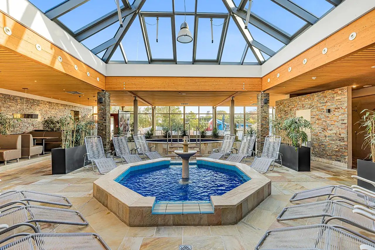 WONNEMAR Erlebnisbad Wismar secondary image