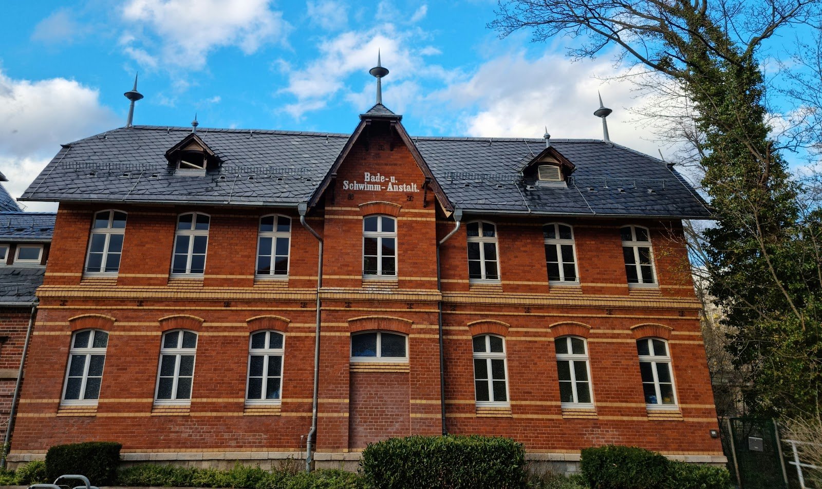 Arnstädter sports u. Freizeitbad am Wollmarkt