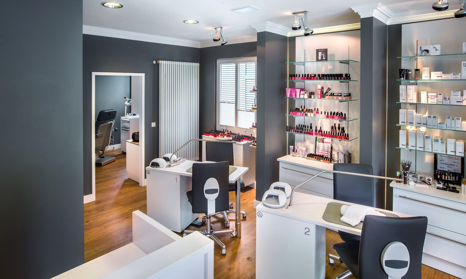Margarita M. Cosmetics Remscheid | Hydrafacial | MORPHEUS8 | INFUZION | Laser-Haarentfernung | Lumecca | Liposana3 | VISIA