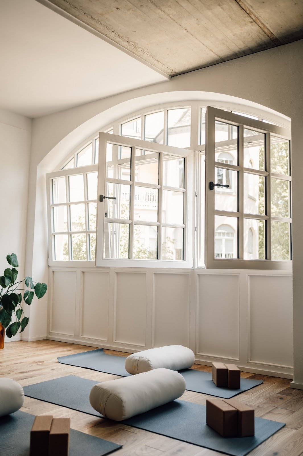 Mani Yoga – Studio Stadt secondary image