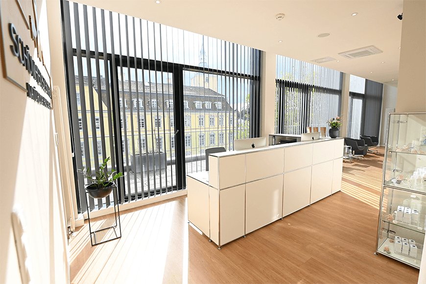 SCHÖNHEITSZENTRUM Bremen - Dauerhafte Haarentfernung, Kryolipolyse, Anti-Cellulite