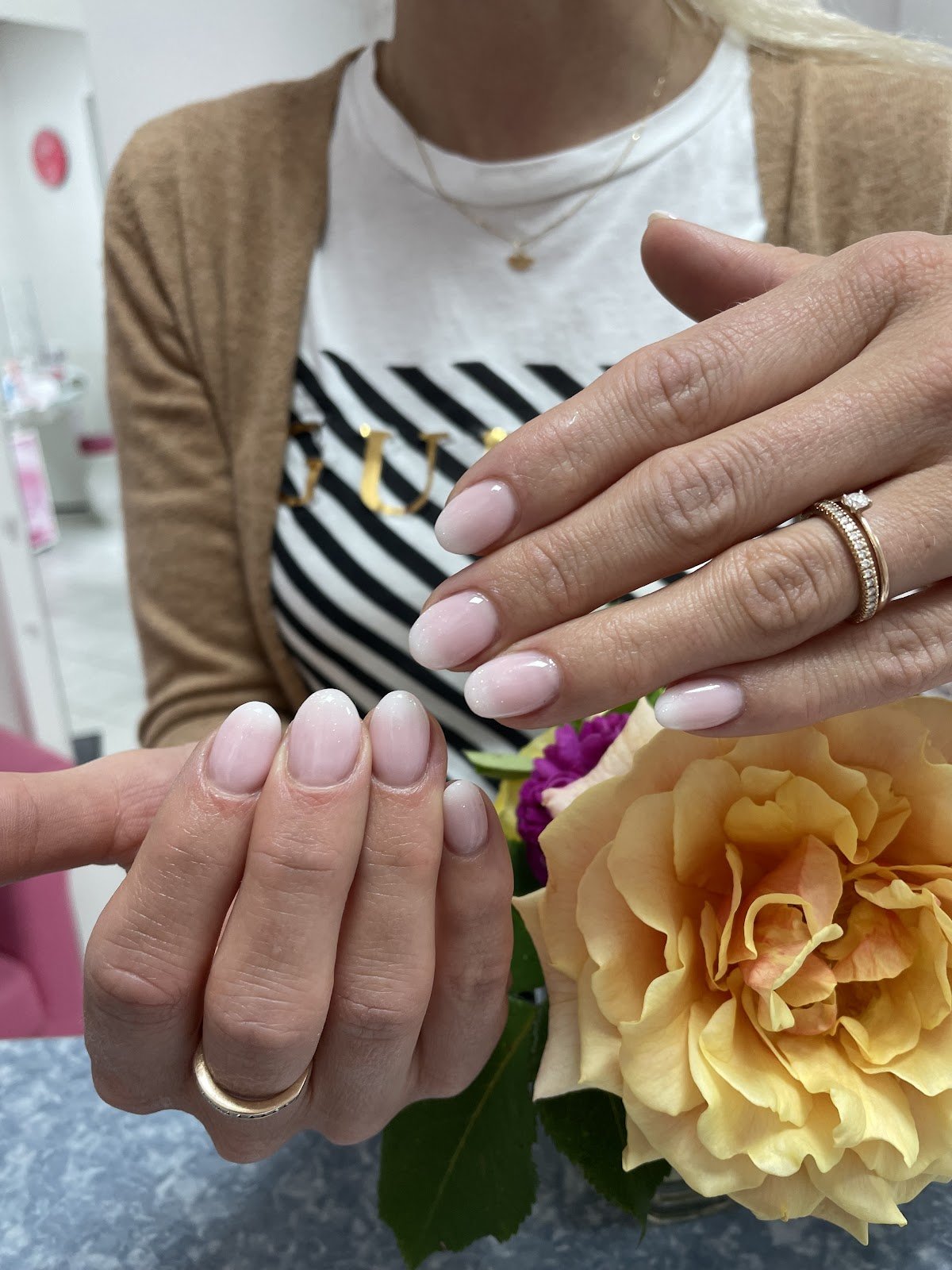 NAGELNEU GmbH - Nagel- & Kosmetikstudios