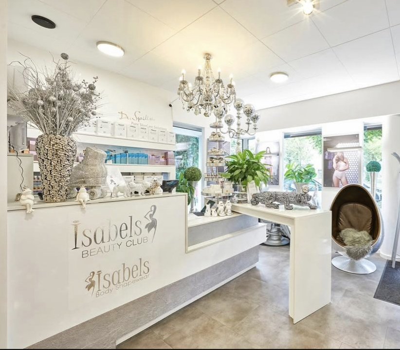Isabel's Beauty Club (beauty salon)