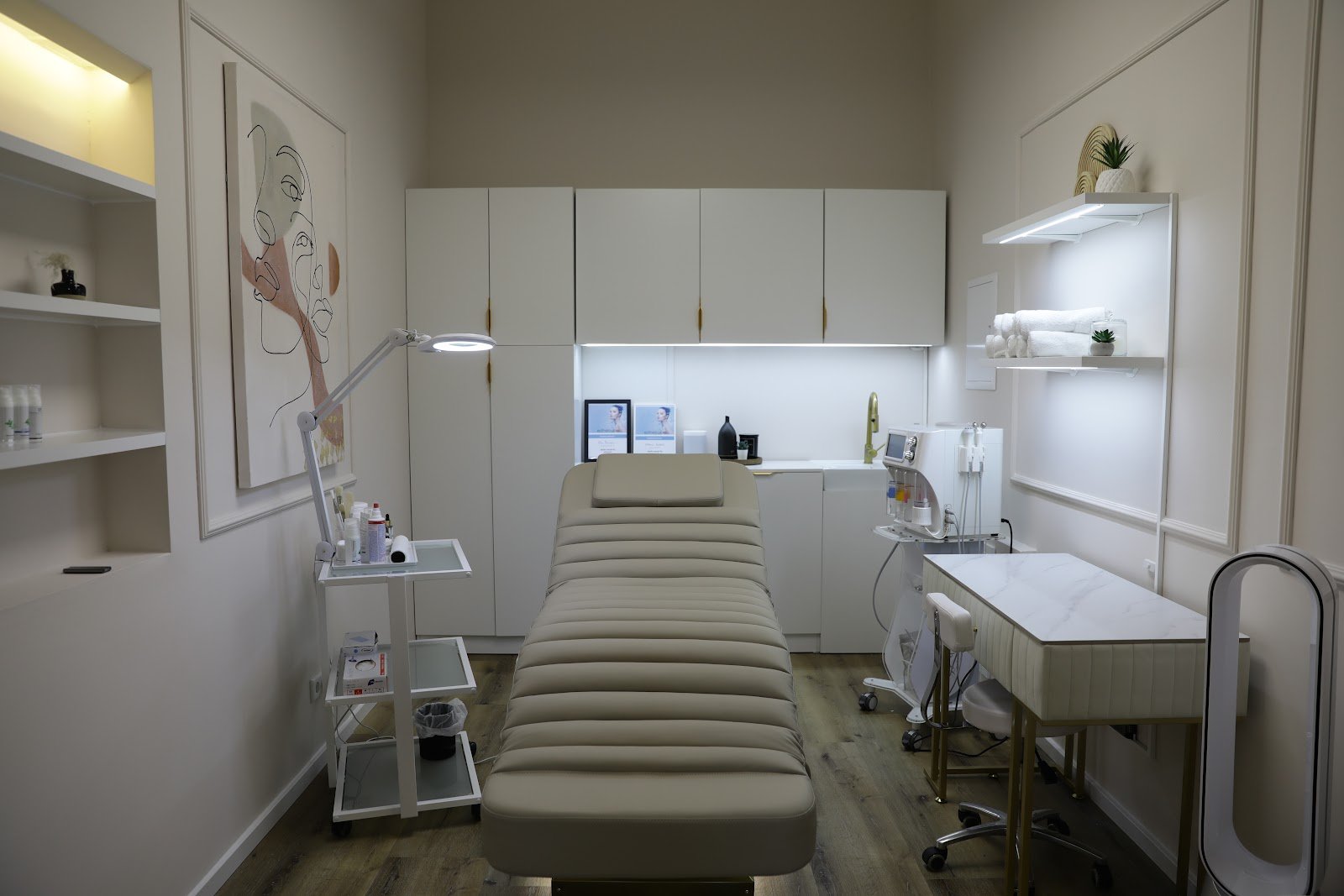 Pretty Lab secondary image