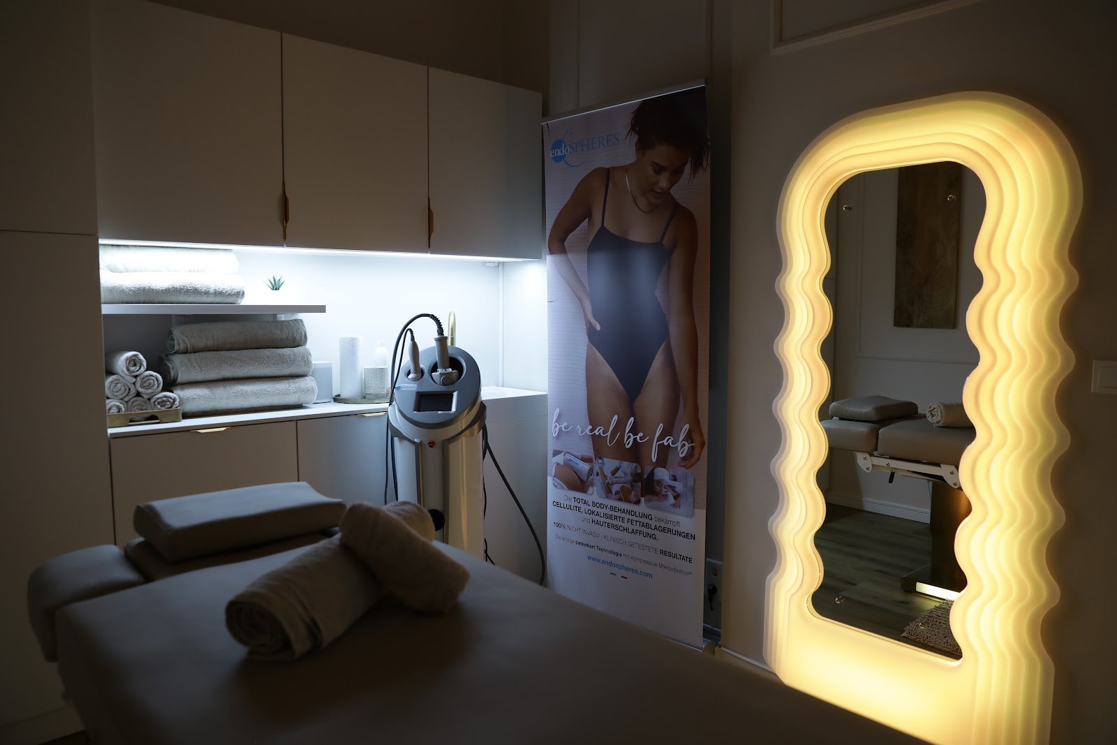 Pretty Lab secondary image