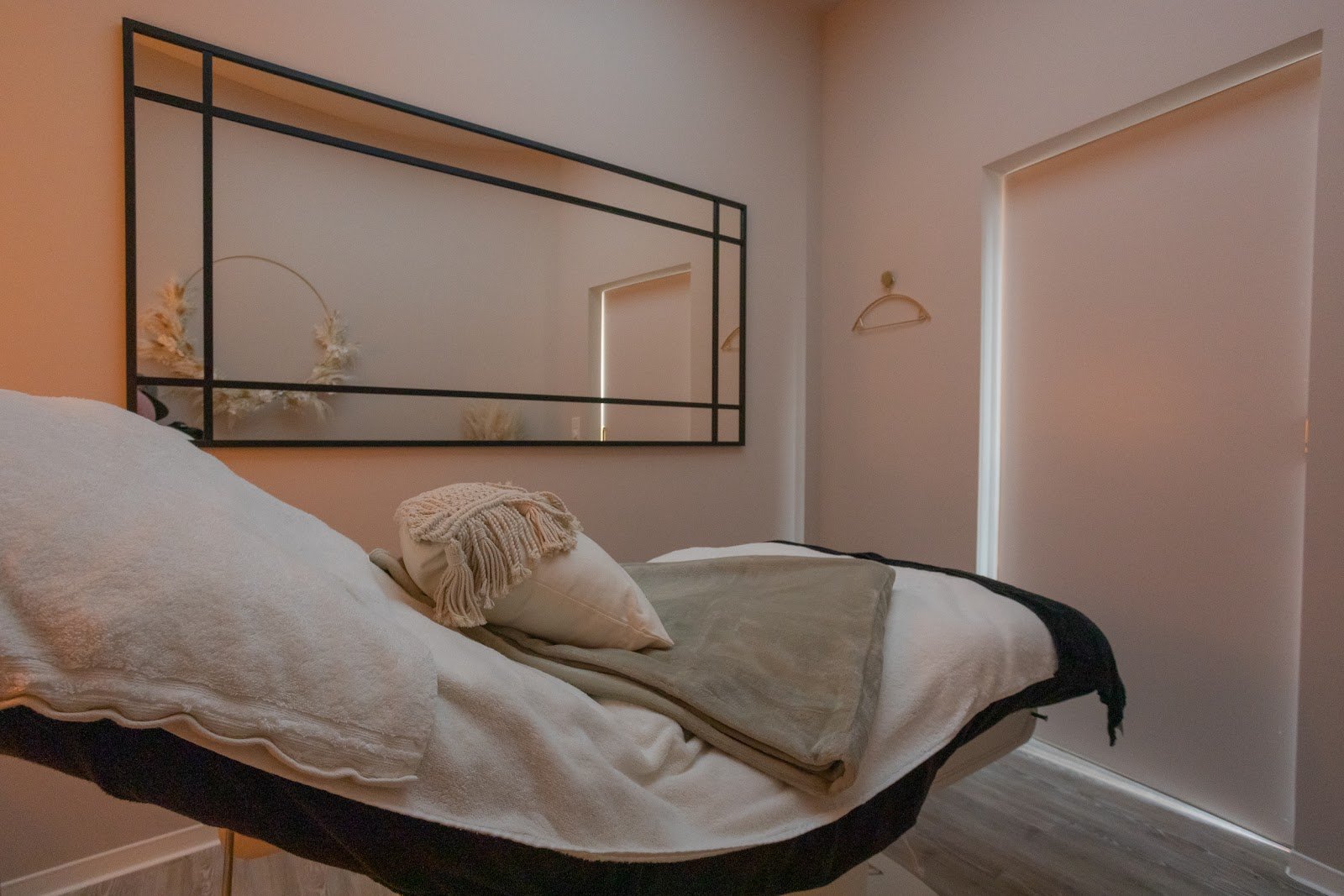 New Faces secondary image