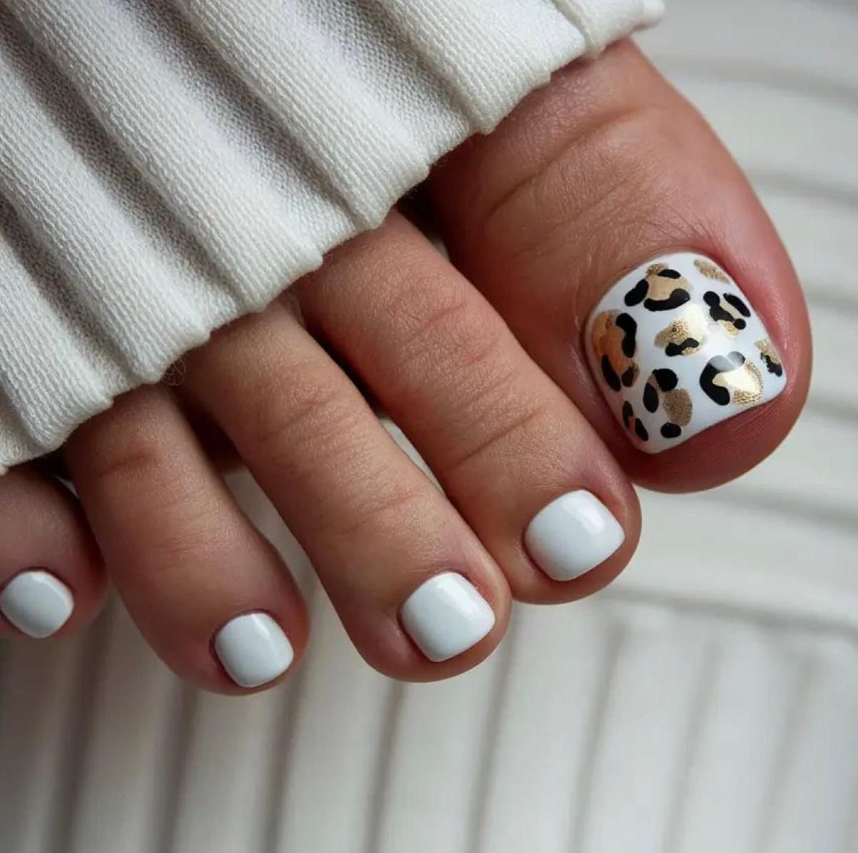 House of Beauty secondary image