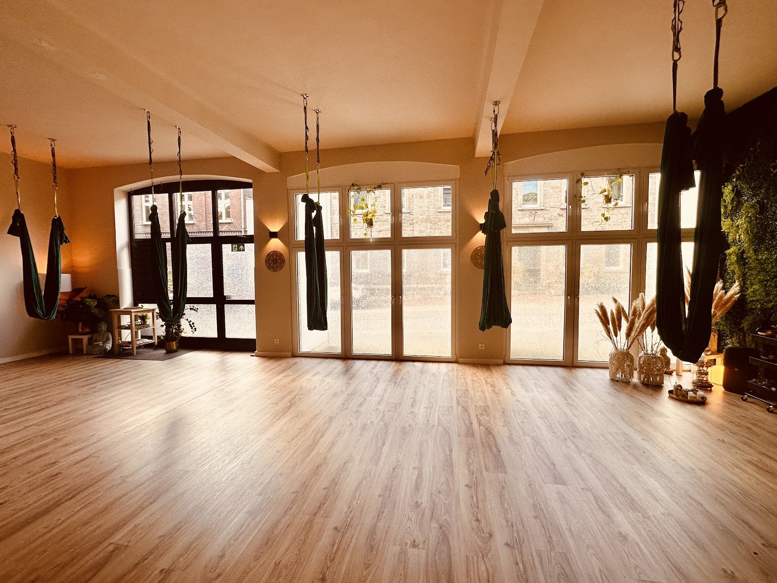 Ich liebe Yoga secondary image