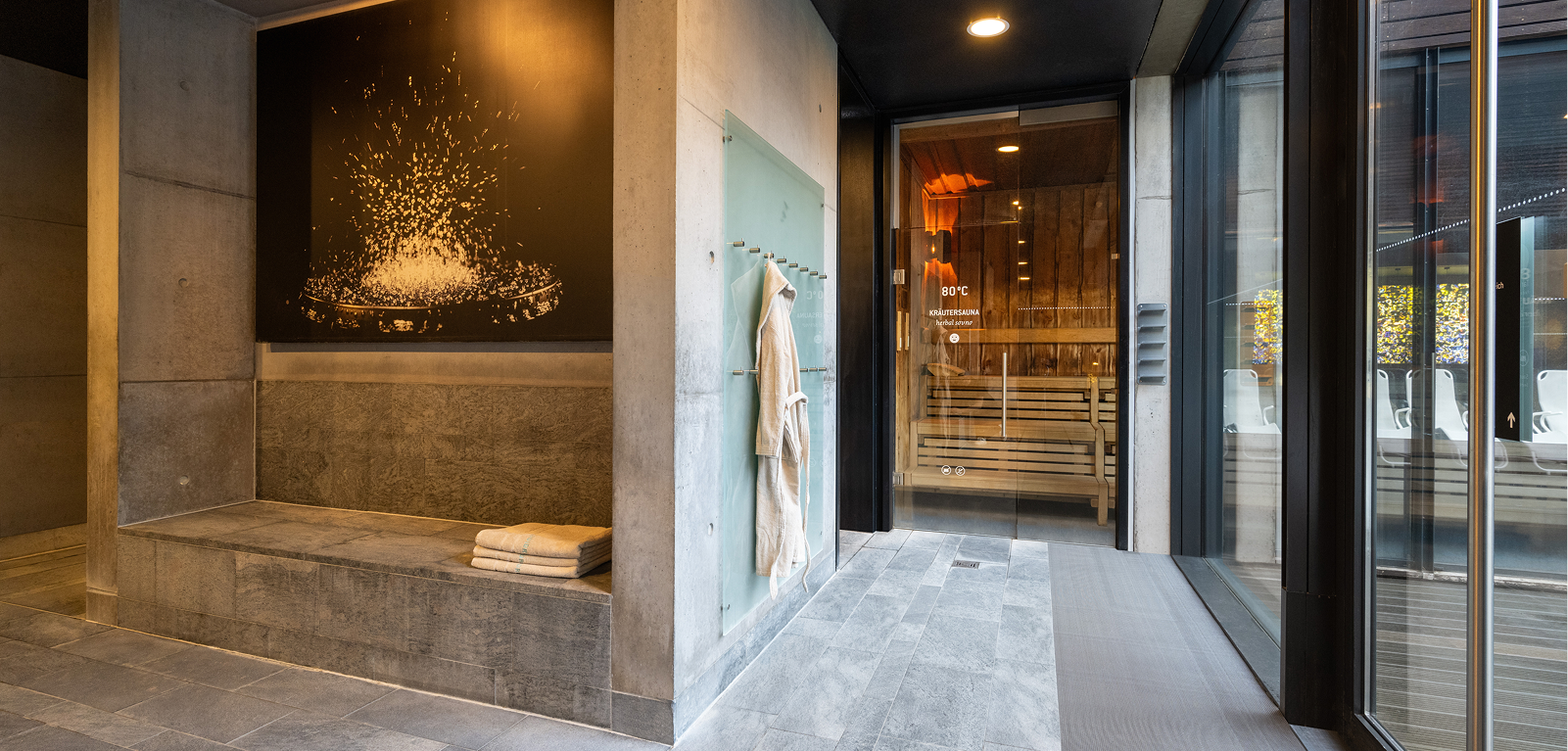 Liquidrom secondary image