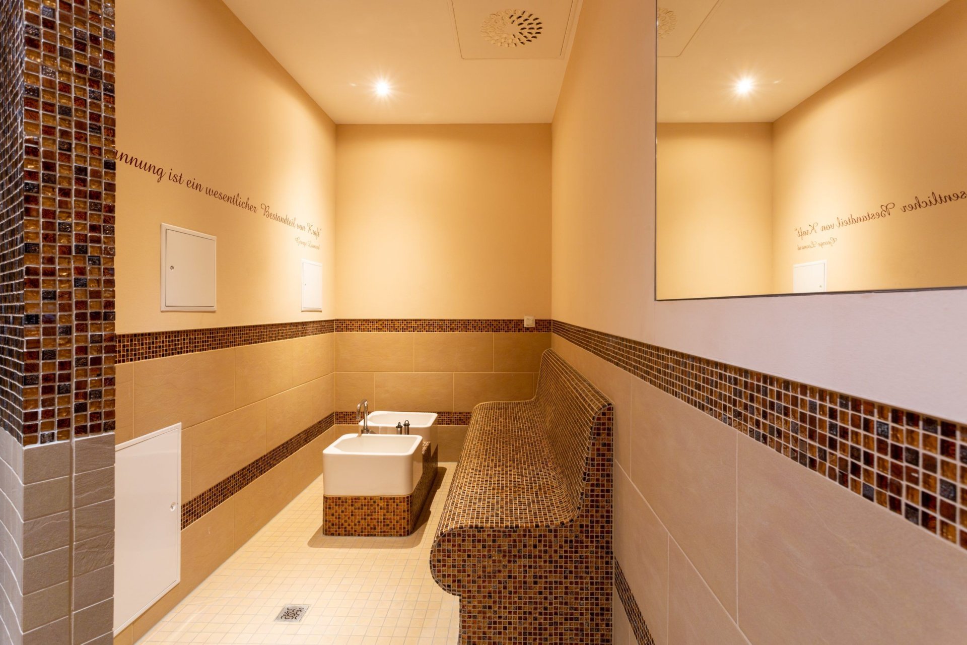 Seeschloss Schorssow secondary image