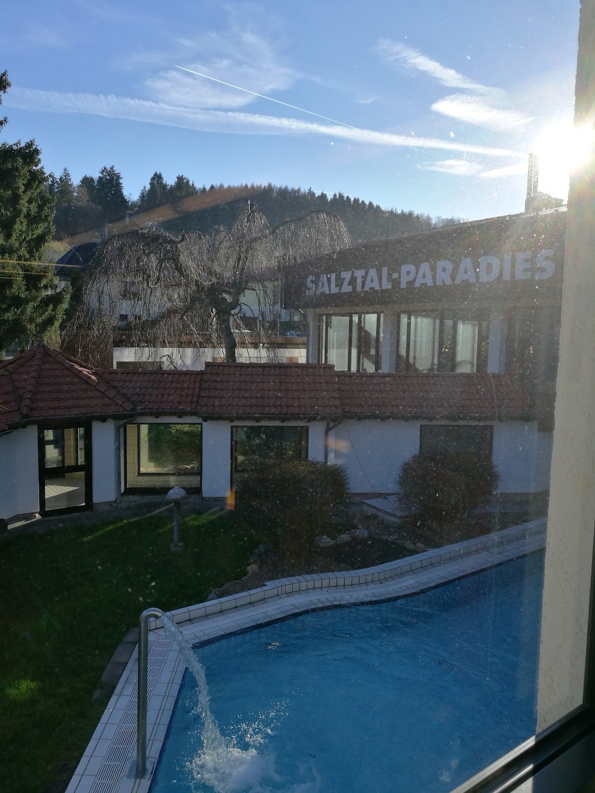 Salztal Paradies Erlebnisbad - Sauna - Eislaufhalle