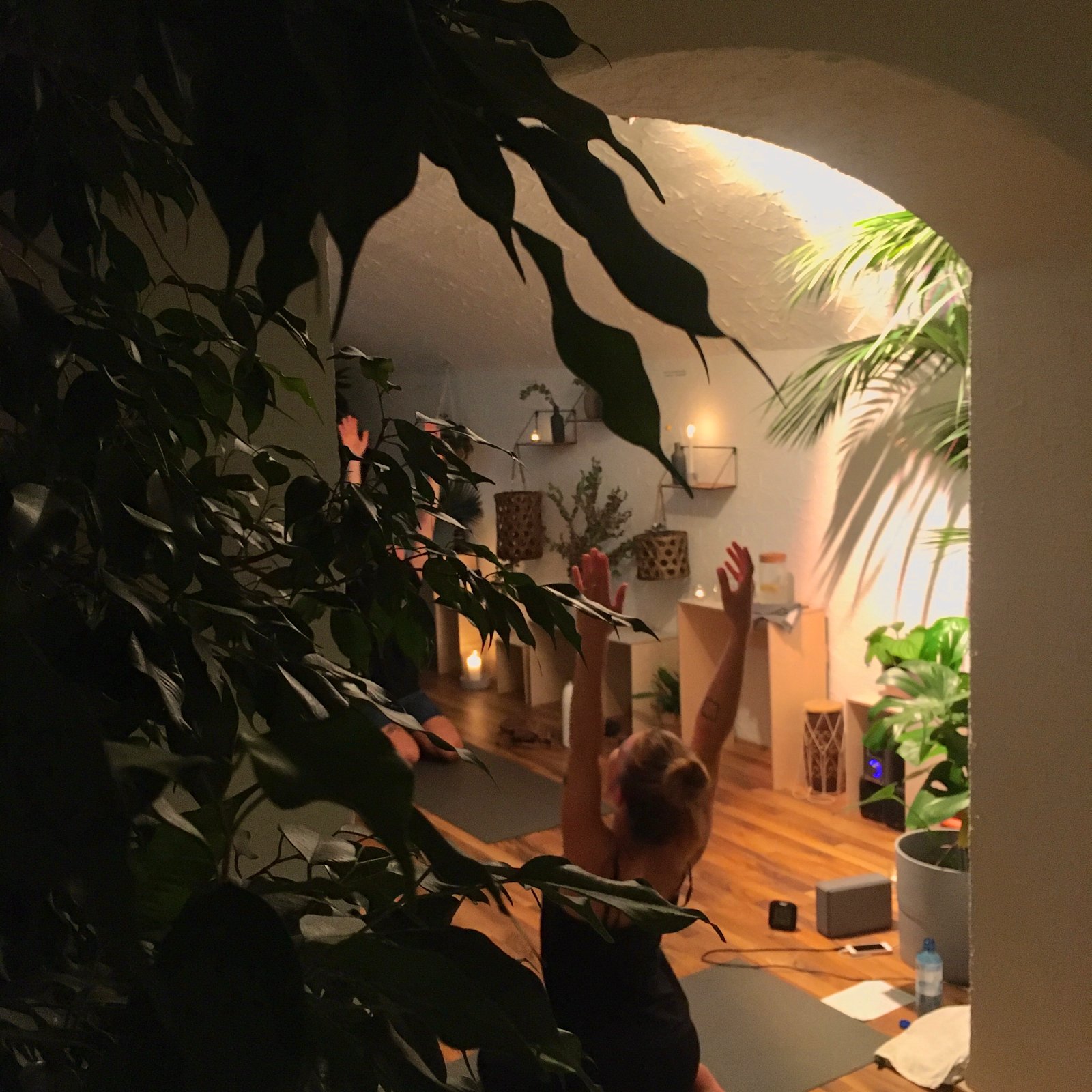 Dschungel Yoga secondary image