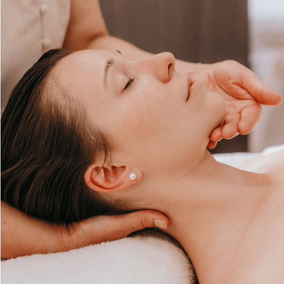 Institute SK - im Hotel Reichshof